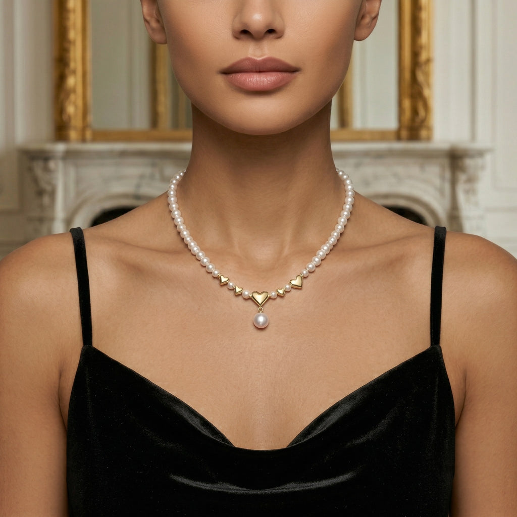 Pearl Necklace with Heart-Shaped Gold Pendants and Droplet Pearl